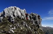 52 Salita su torrione roccioso